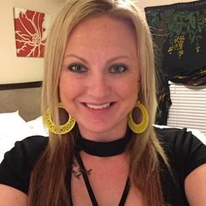 Meet your Posher, Kelly